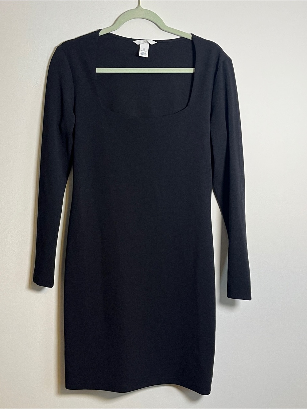 H&M Sz L - Black Long-Sleeve Square Neck Dress